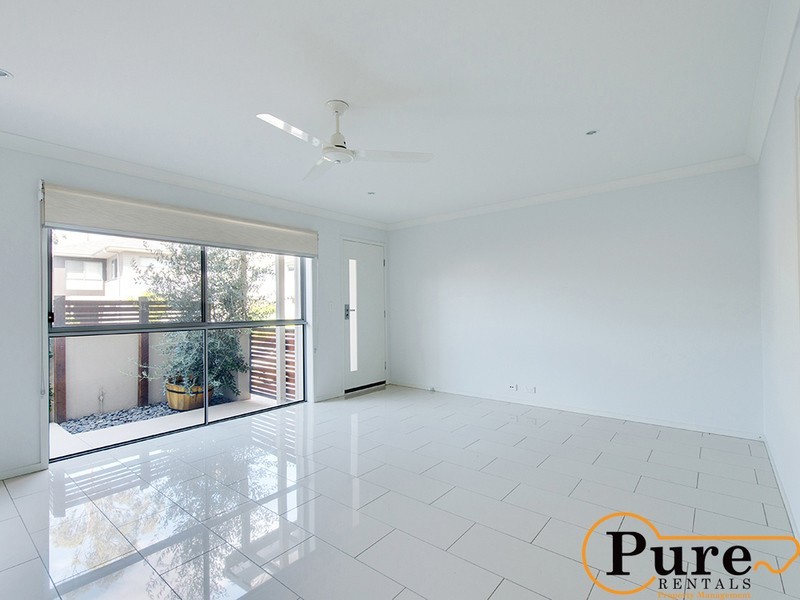 21 Tall Woods Court, Brookwater QLD 4300