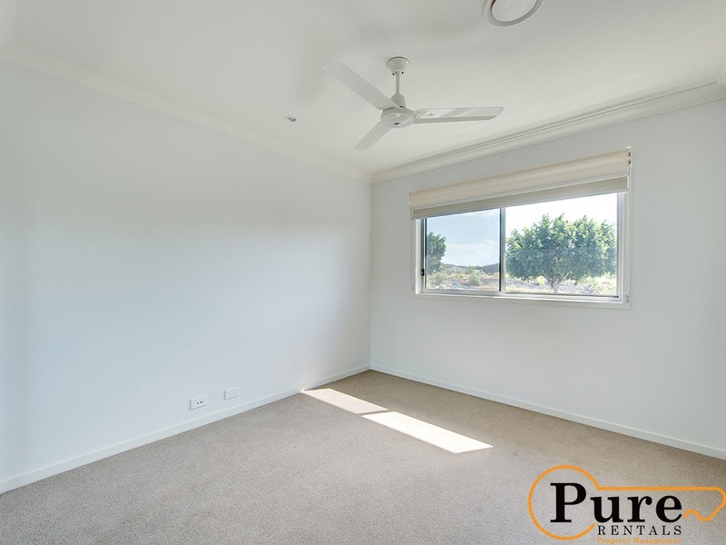 21 Tall Woods Court, Brookwater QLD 4300