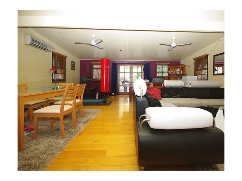 16 Sword Street, Woolloongabba QLD 4102