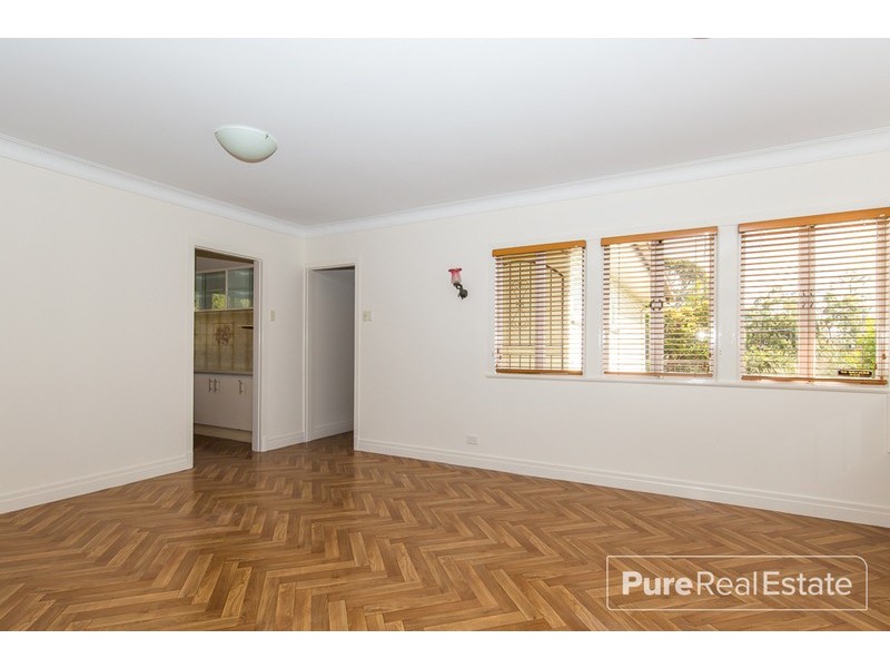 82 Fingal Street, Tarragindi QLD 4121