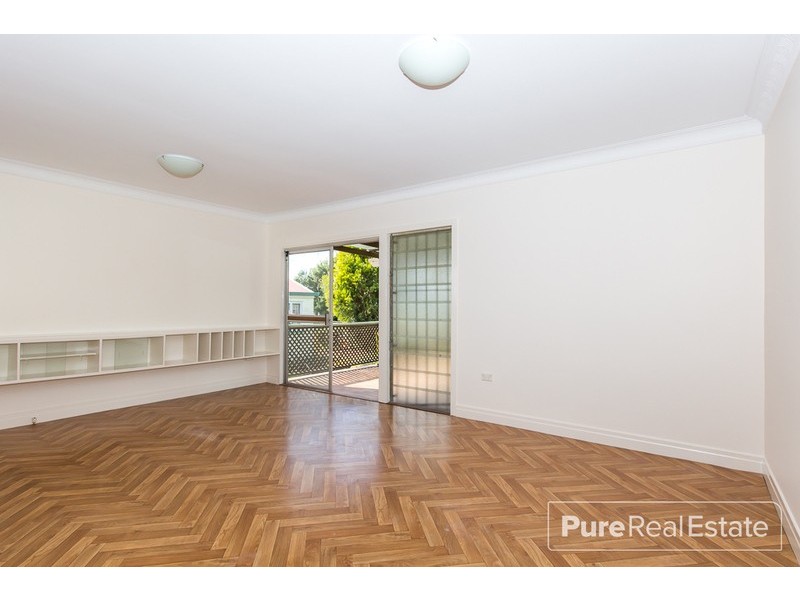 82 Fingal Street, Tarragindi QLD 4121