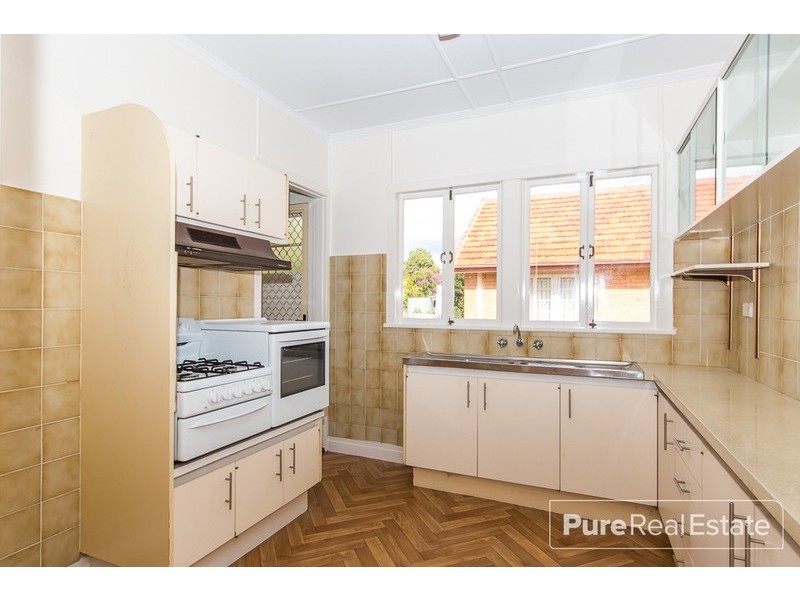 82 Fingal Street, Tarragindi QLD 4121