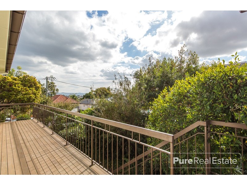 82 Fingal Street, Tarragindi QLD 4121