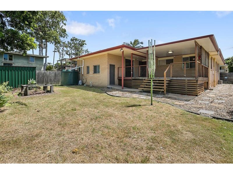 3 Winston Street, Wynnum West QLD 4178