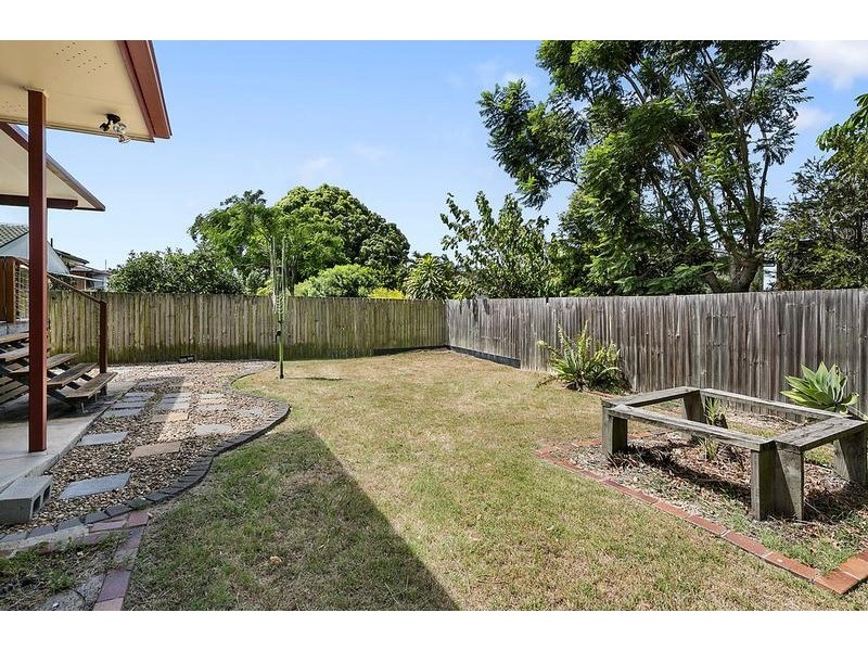 3 Winston Street, Wynnum West QLD 4178