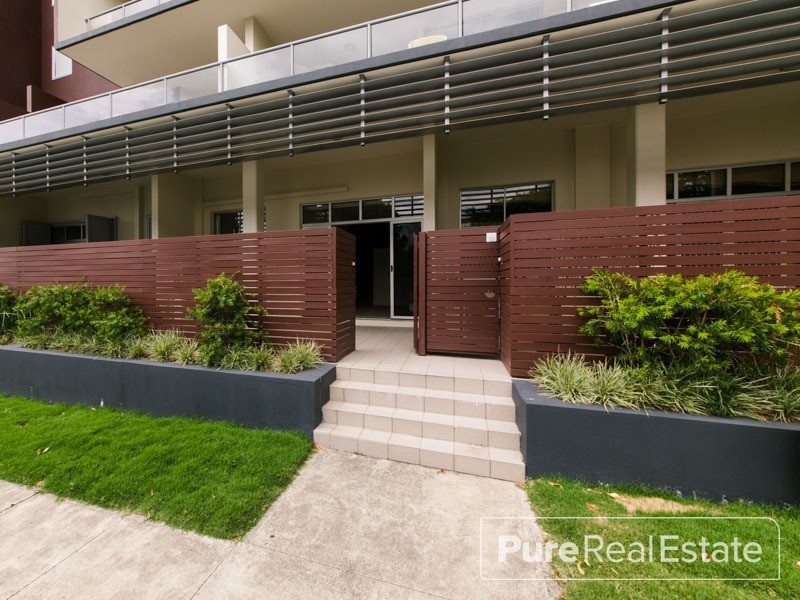 2/8 Belgrave Road, Indooroopilly QLD 4068