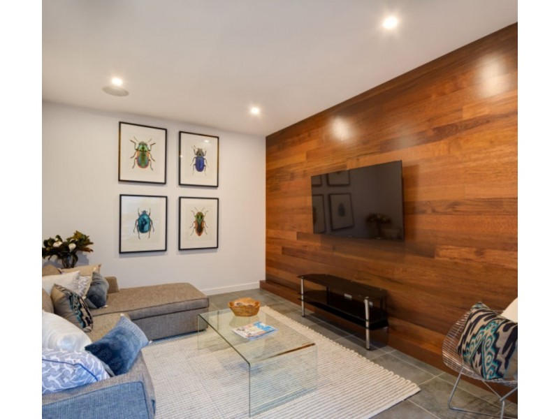 74 Stoneleigh Street, Albion QLD 4010