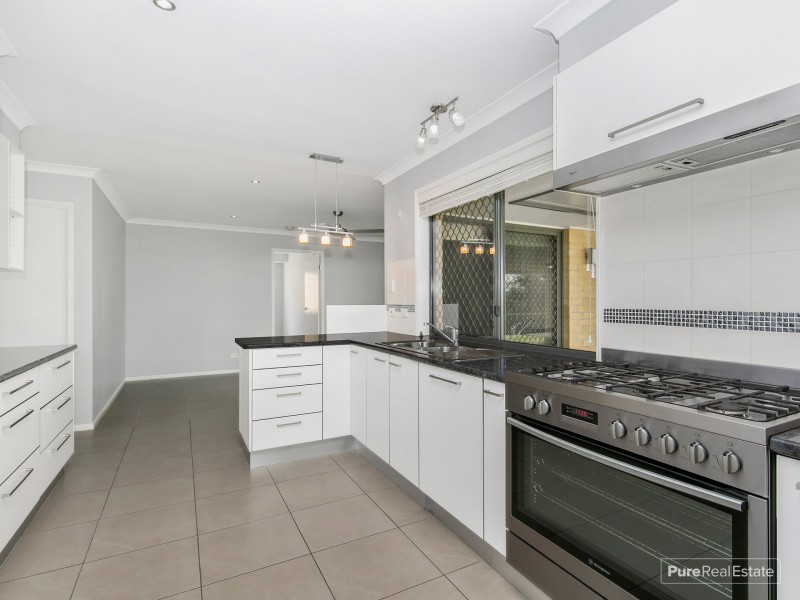 52 Bailey Road, Birkdale QLD 4159