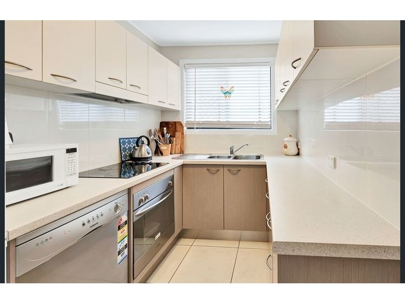 2/35 Brisbane Road, Biggera Waters QLD 4216