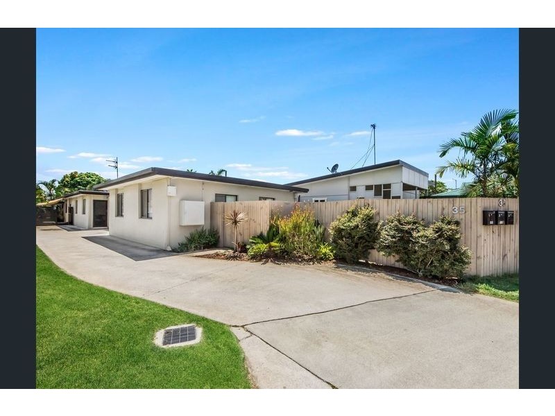 2/35 Brisbane Road, Biggera Waters QLD 4216