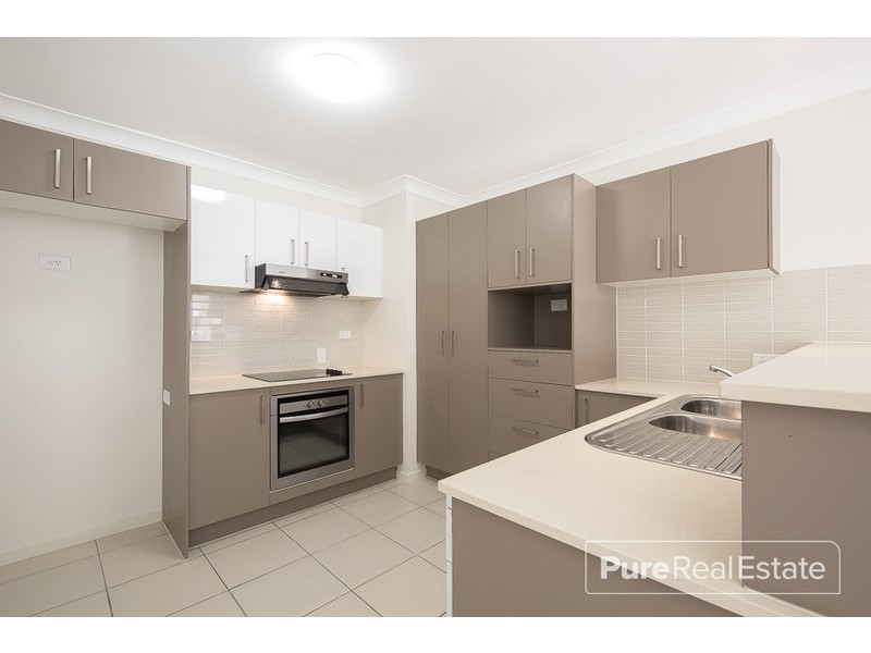 10 Kempsey Close, Fitzgibbon QLD 4018
