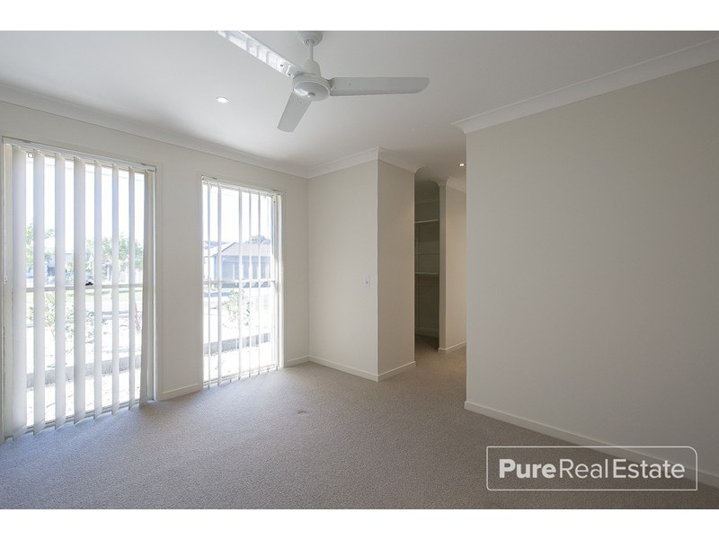 10 Kempsey Close, Fitzgibbon QLD 4018