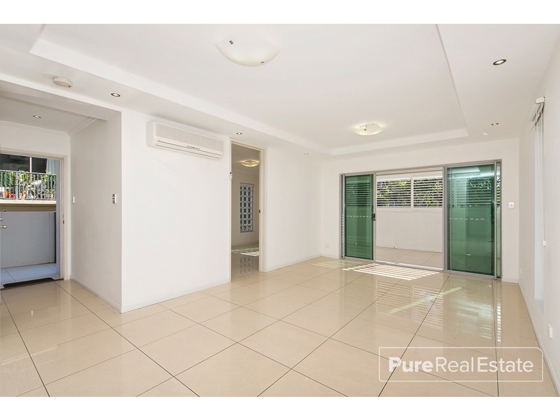 101/28 Dengate Lane, St Lucia QLD 4067
