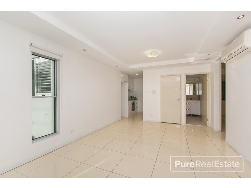 101/28 Dengate Lane, St Lucia QLD 4067