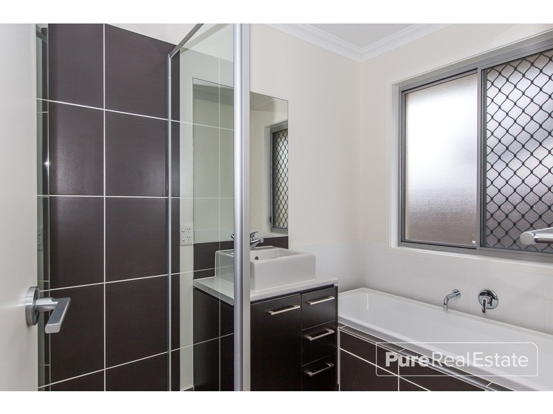 8 Gidran Close, Durack QLD 4077