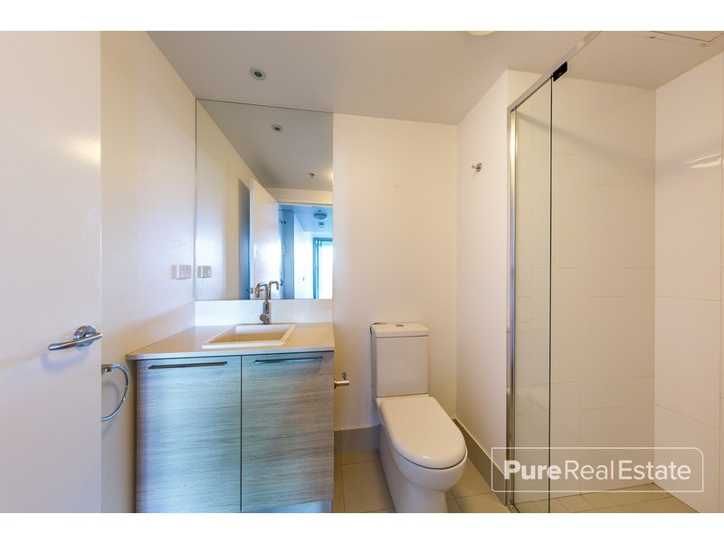 10702/8 Harbour Road, Hamilton QLD 4007