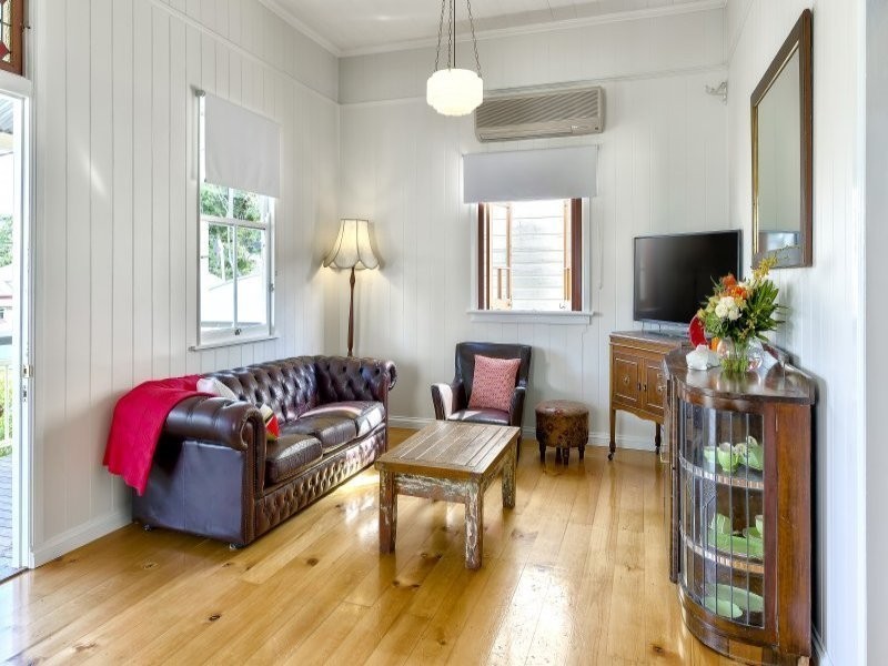 45 Grove Street, Albion QLD 4010