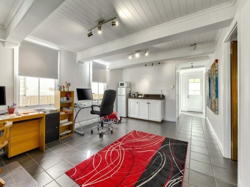 45 Grove Street, Albion QLD 4010