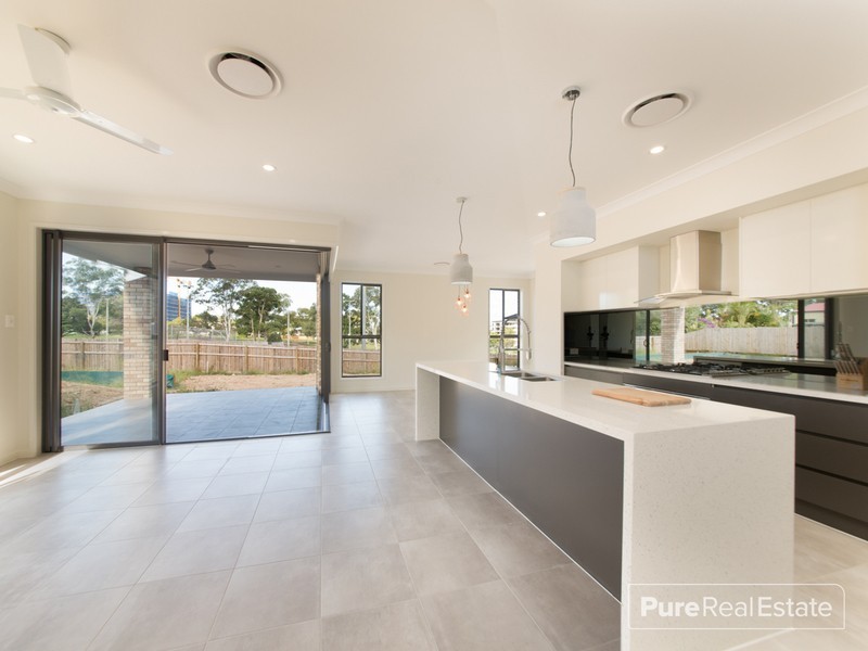 19A Parkdale Street, Kedron QLD 4031