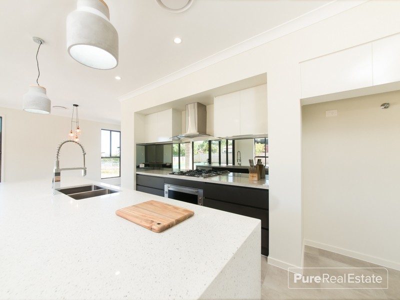 19A Parkdale Street, Kedron QLD 4031