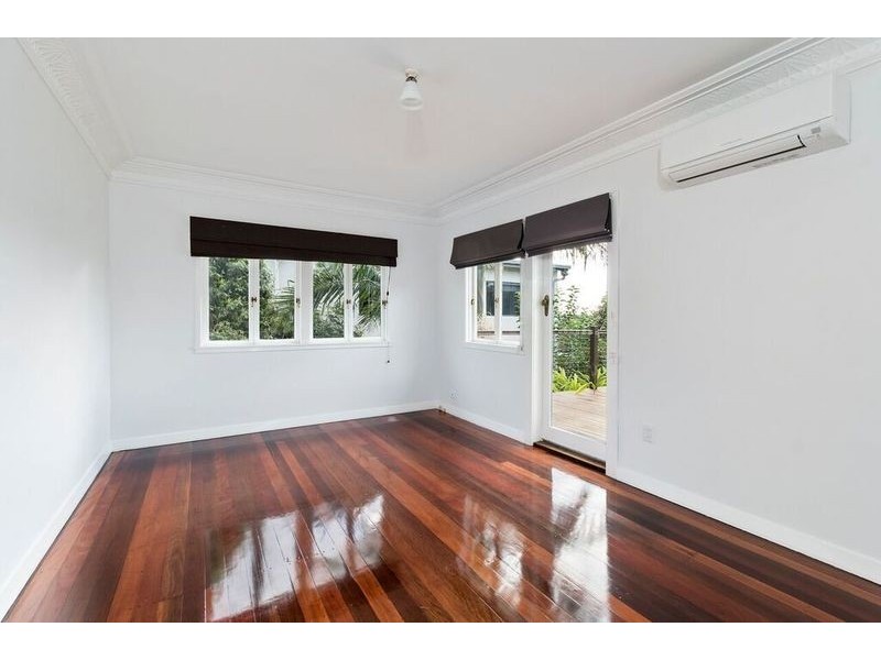 5 Vaucluse Street, Wavell Heights QLD 4012