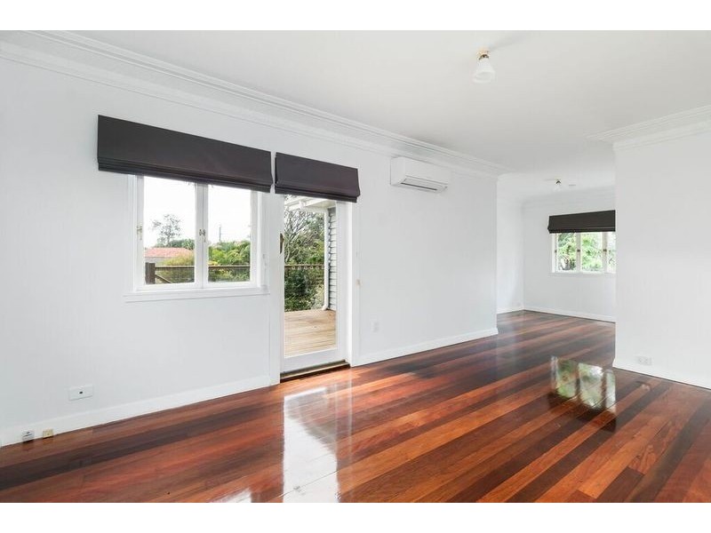 5 Vaucluse Street, Wavell Heights QLD 4012