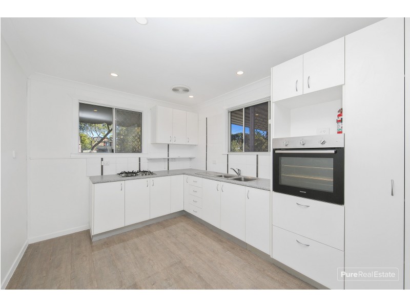 13 Laurel Street, Woodridge QLD 4114