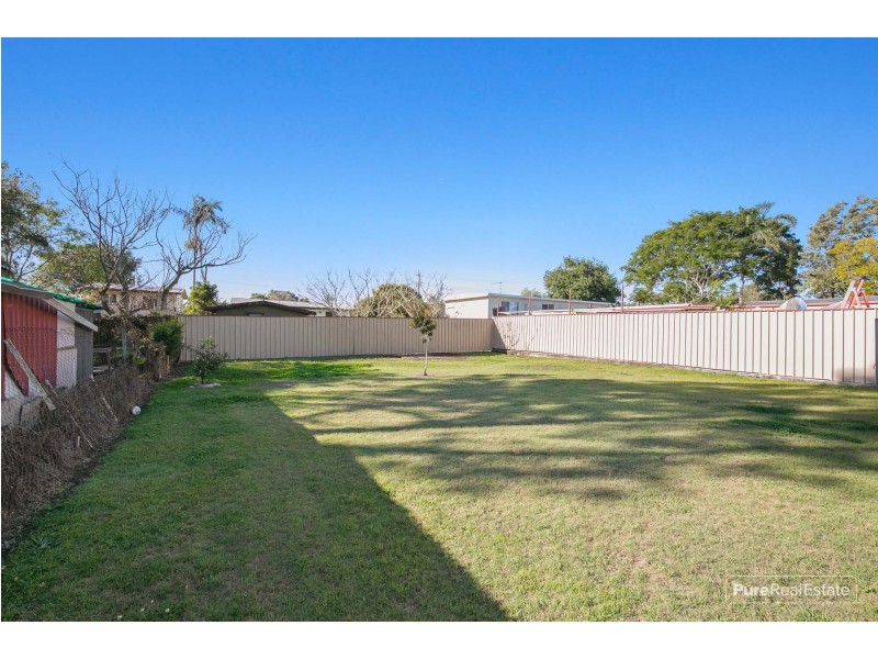 13 Laurel Street, Woodridge QLD 4114