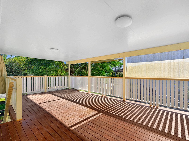 11 Cross Street, Mitchelton QLD 4053