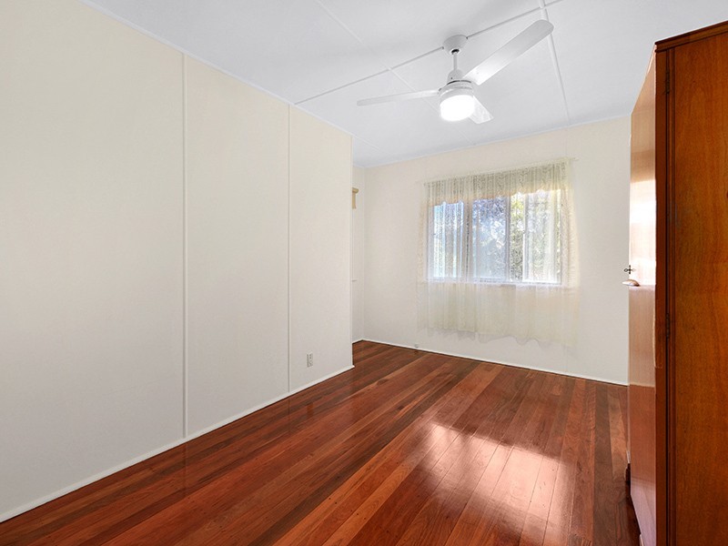 11 Cross Street, Mitchelton QLD 4053