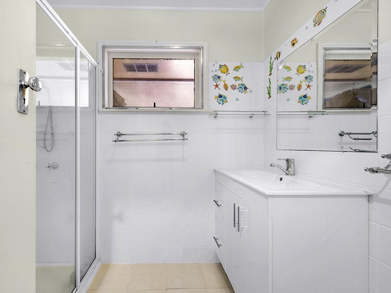 11 Cross Street, Mitchelton QLD 4053