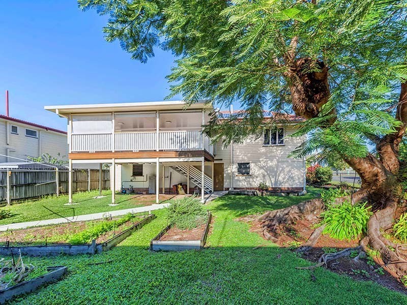 11 Cross Street, Mitchelton QLD 4053