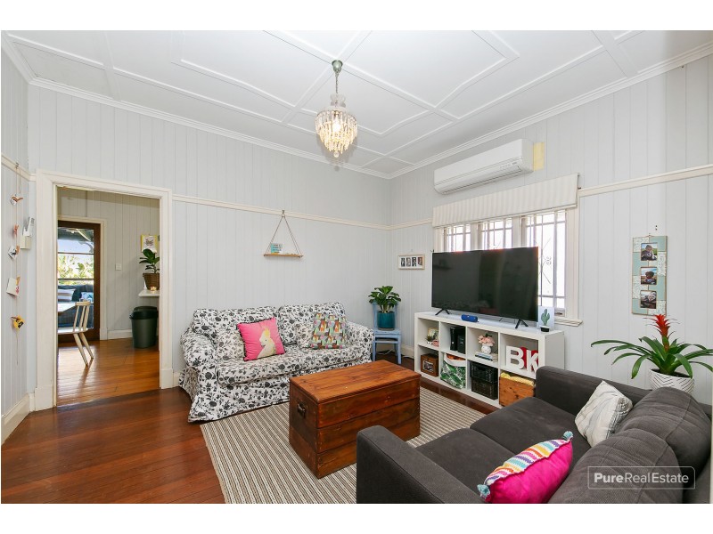 19 Taabinga Street, Wavell Heights QLD 4012