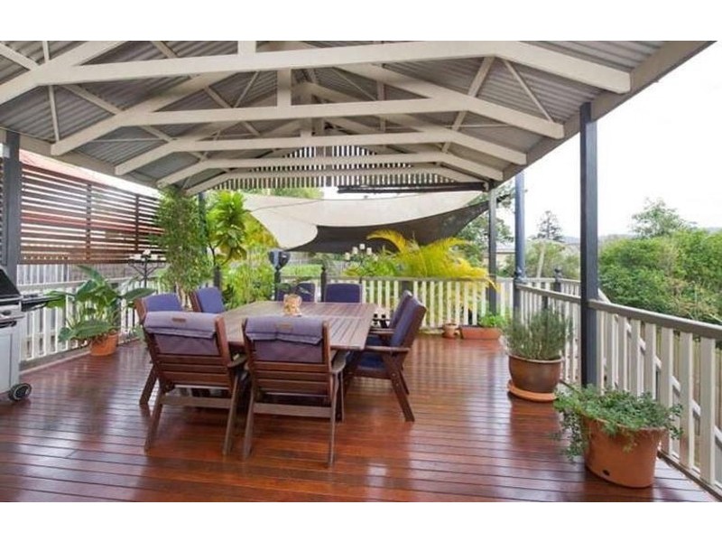 16 Kinnaird Street, Ashgrove QLD 4060