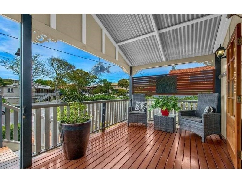 16 Kinnaird Street, Ashgrove QLD 4060