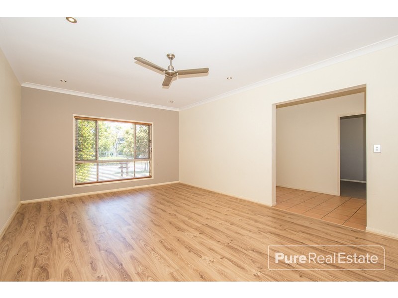 18 Kangaroo Street, North Lakes QLD 4509