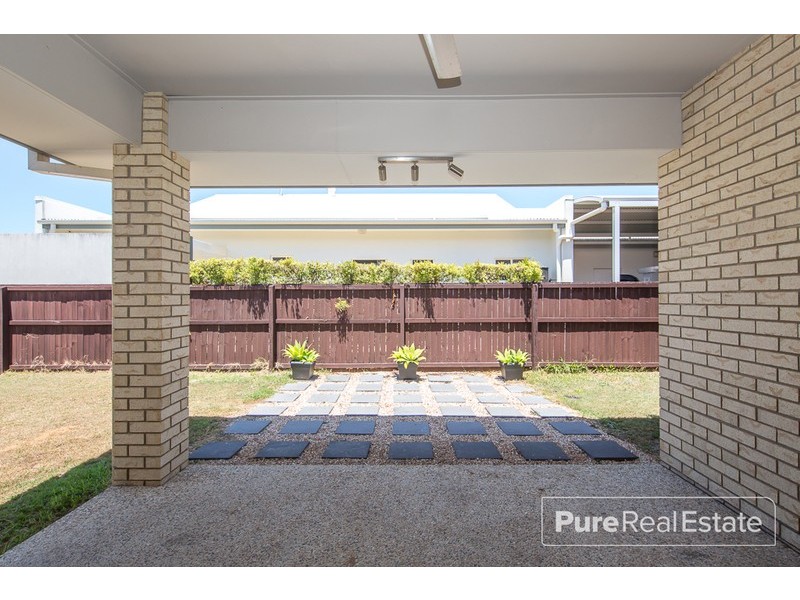 18 Kangaroo Street, North Lakes QLD 4509
