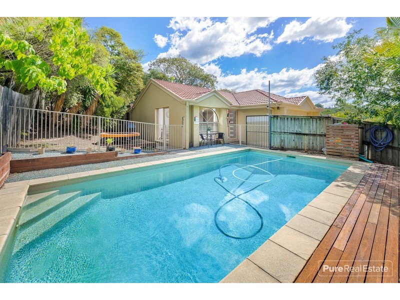 133 Pacific Pines Boulevard, Pacific Pines QLD 4211