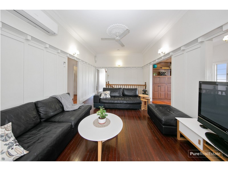 17 Dennis Street, Grange QLD 4051