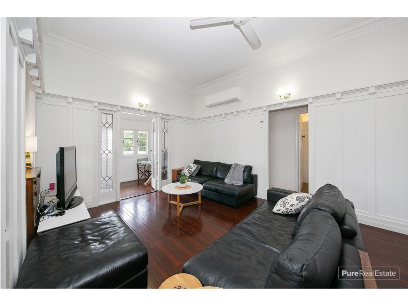 17 Dennis Street, Grange QLD 4051