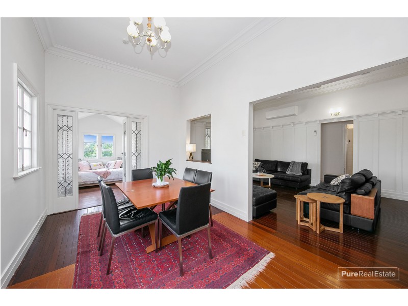 17 Dennis Street, Grange QLD 4051