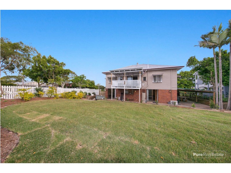 17 Dennis Street, Grange QLD 4051