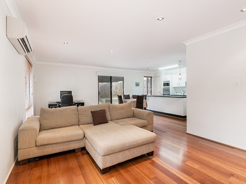 36 Campbell Terrace, Oxley QLD 4075