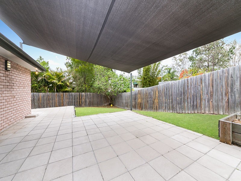 36 Campbell Terrace, Oxley QLD 4075