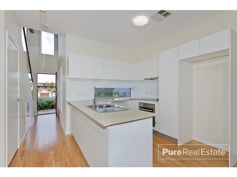 3/18 Ward Street, Indooroopilly QLD 4068