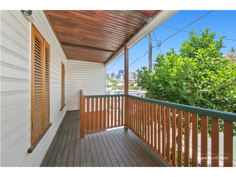 1/111 Isaac Street, Spring Hill QLD 4000
