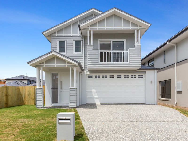 44 Quay Circuit, Newport QLD 4020