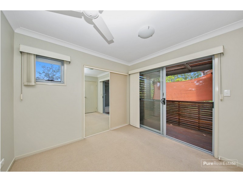 23 Blake Street, Wooloowin QLD 4030