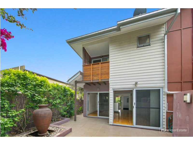 23 Blake Street, Wooloowin QLD 4030