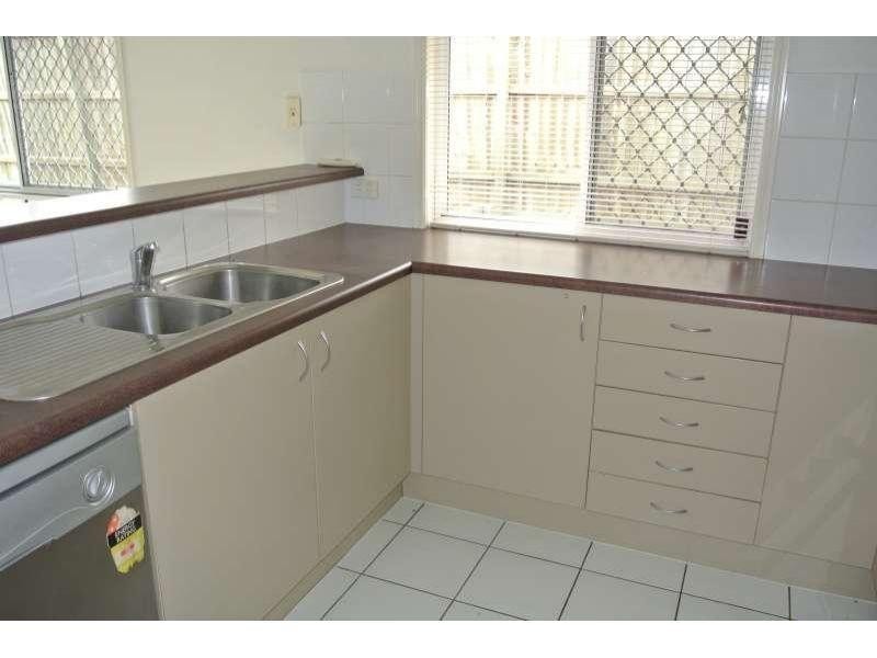 32 Barnes Court, Redbank QLD 4301